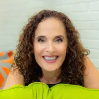 תמונת פרופיל של אווה בן אליהו נטורופתית ומטפלת ברפלקסולוגיה