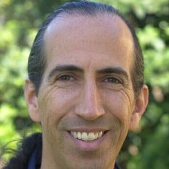 גיא קארו סיגל - מטפל דיקור סיני, רפואת צמחי מרפא סינית ב-אזור צפון